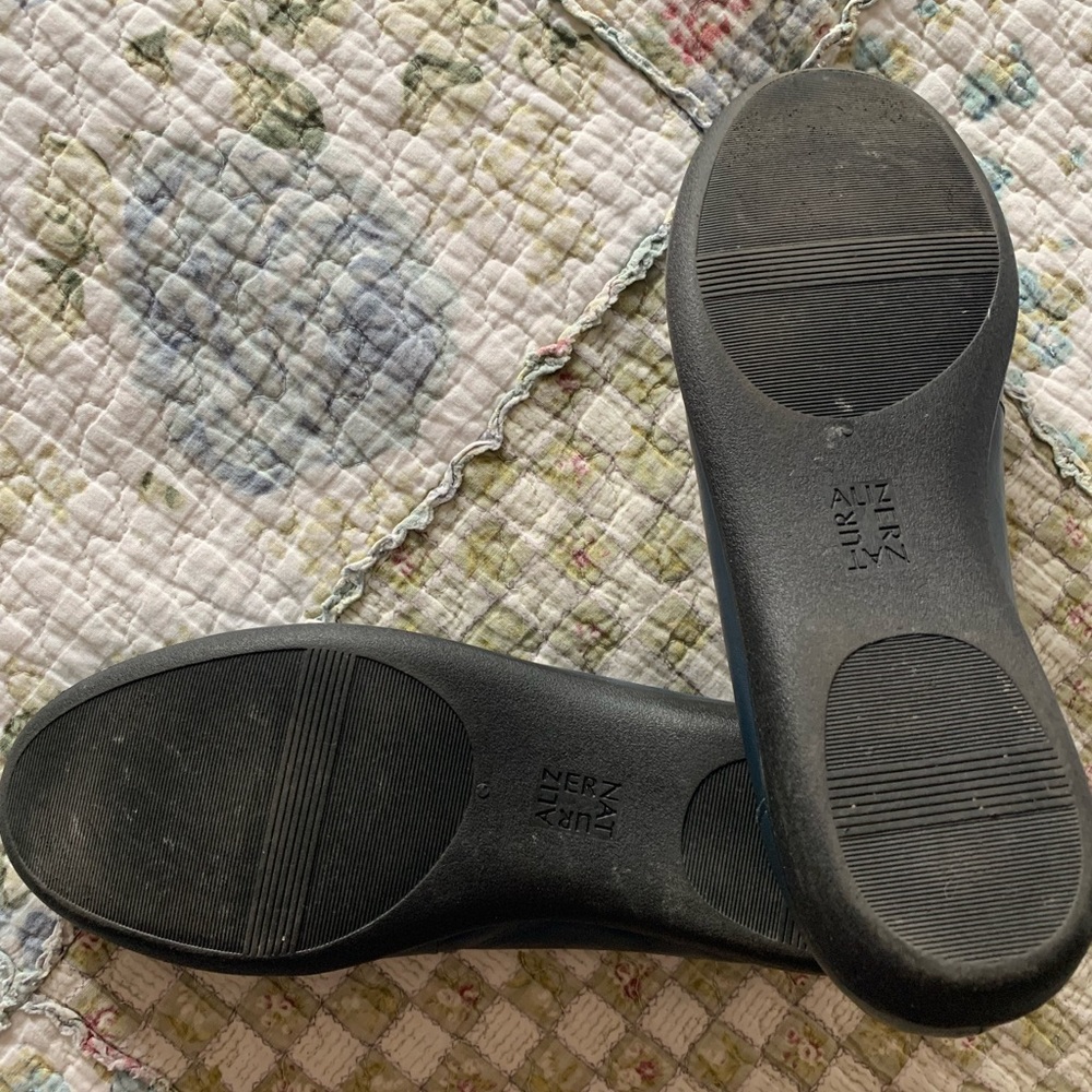 Women’s dress shoes